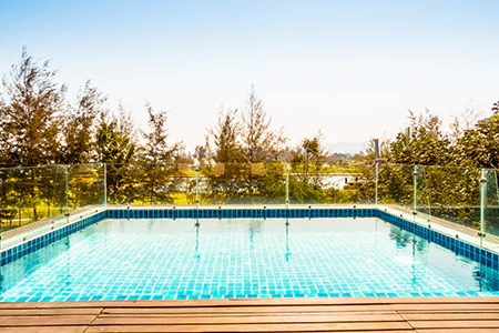 Cost of Glass Pool Fence Repair in Ferry Pass, FL